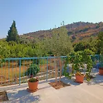 The Almond Mountain Holiday home Limnatis