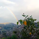 Holiday home The Almond Mountain