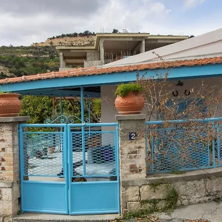 Ferienhaus The Almond Mountain Limnatis