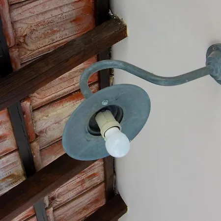 The Almond Mountain בית נופש *