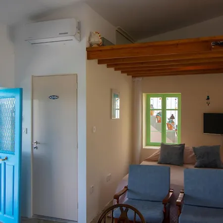 The Almond House Traditional Mountain Retreat With Orchard Views *