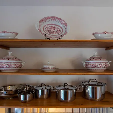 The Almond House Traditional Mountain Retreat With Orchard Views Дом отдыха *