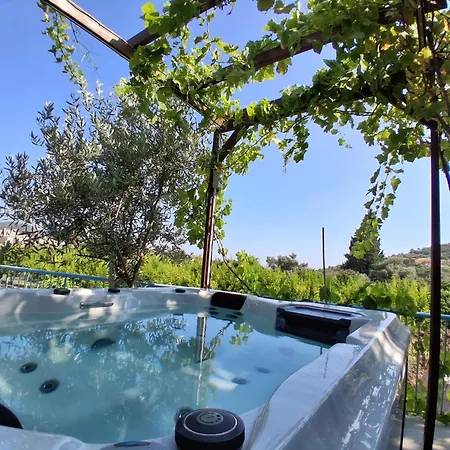 The Almond House Traditional Mountain Retreat With Orchard Views * Limnatis